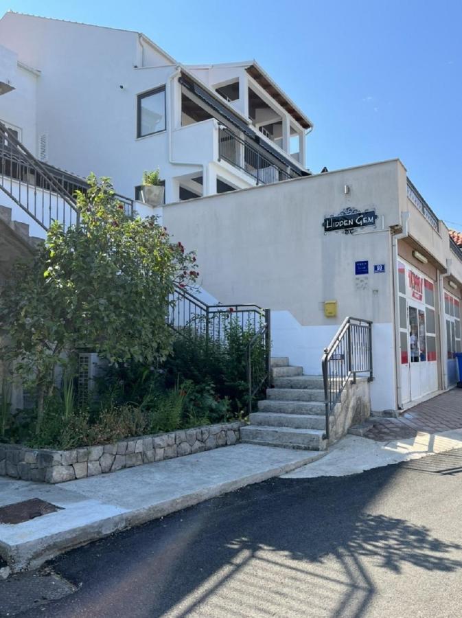 Hidden Gem Apartament